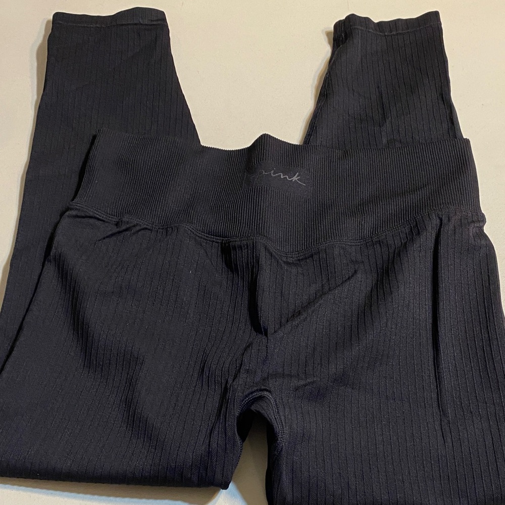 PINK Victoria's Secret Ribbed High-Waist Black Leggings - Picture 4 of 4